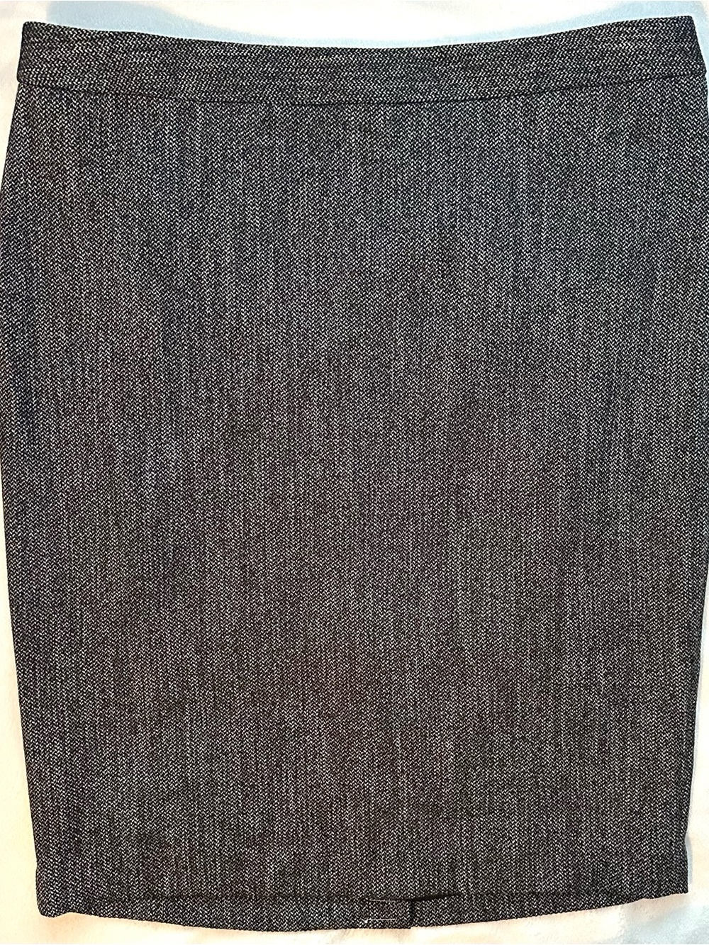 Ann Taylor Black White Gray Tweed Pencil Skirt 16 Knee Length Fitted Lined NWT